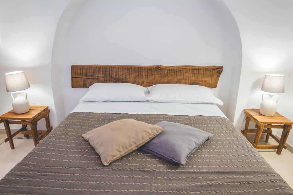 Trulli-Eu Guesthouse ألبيروبيللو المظهر الخارجي الصورة