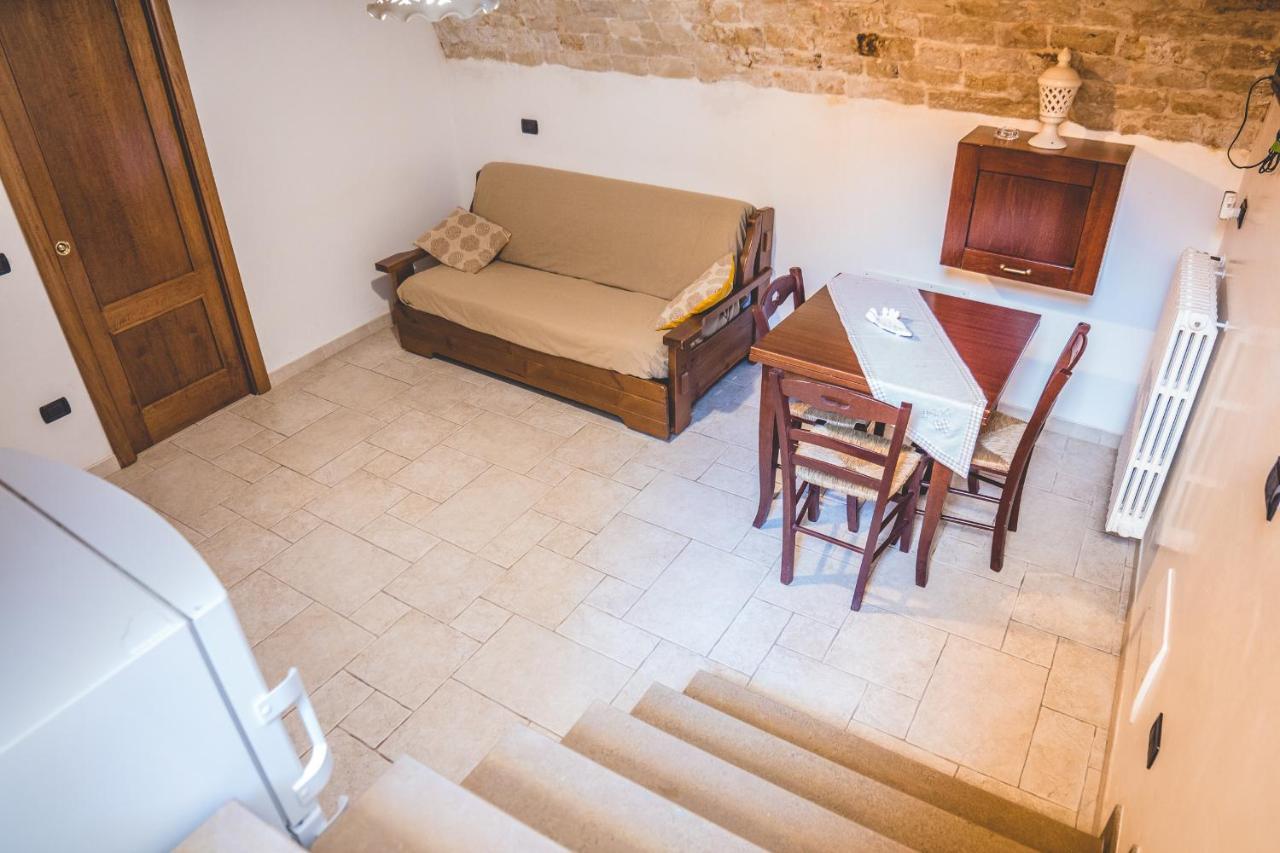 Trulli-Eu Guesthouse ألبيروبيللو المظهر الخارجي الصورة